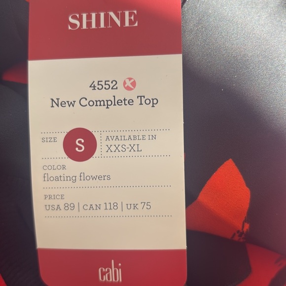 NWT CAbi New Complete Top Size Small - Picture 7 of 9
